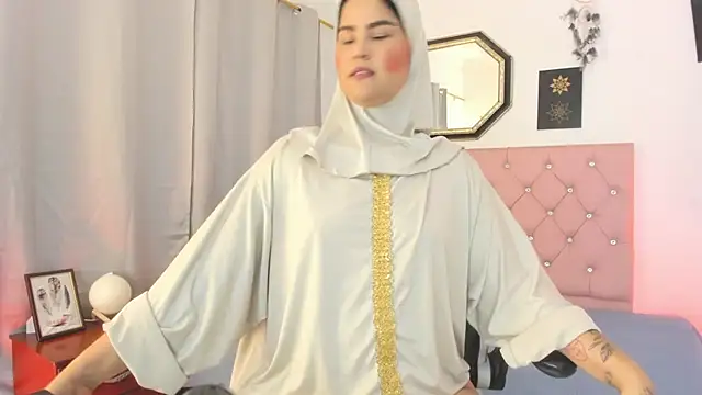 AishaAmin  online show from 07.24.26