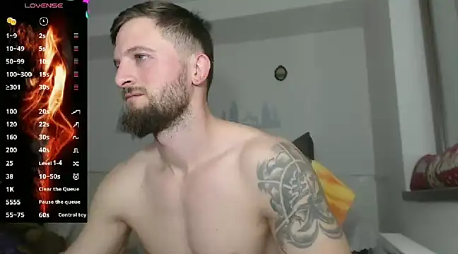 cuple hoot  online show from 02.02.25