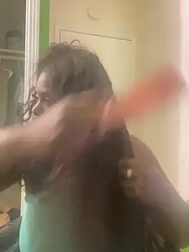 Snapshot of JoWheelsss chatting on 02.23.25 JoWheelsss online show from 02.23.25