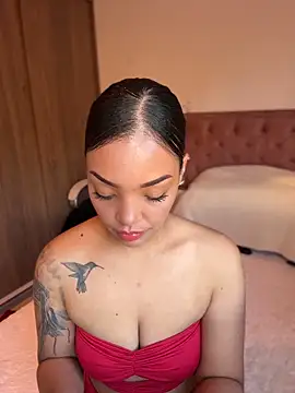 Sara LipsX online show from 06.17.26