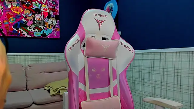 Snapshot of Angel_Sapphire_ chatting on 12.06.24 Angel Sapphire online show from 12.06.24