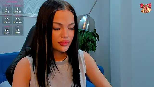 Snapshot of Angel_Sapphire_ chatting on 12.29.24 Angel Sapphire online show from 12.29.24