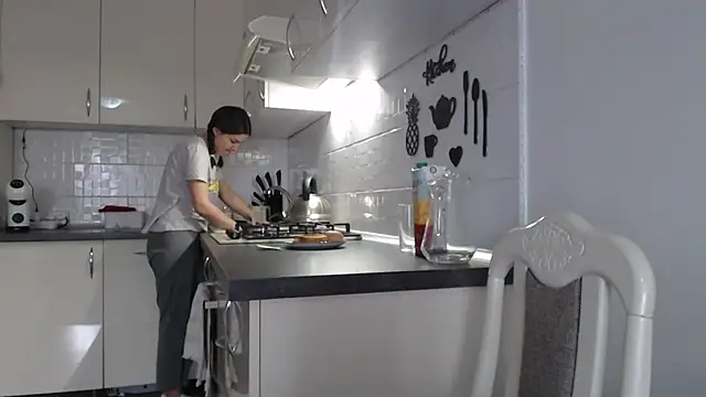  JustmeHere  online show from 11.15.25