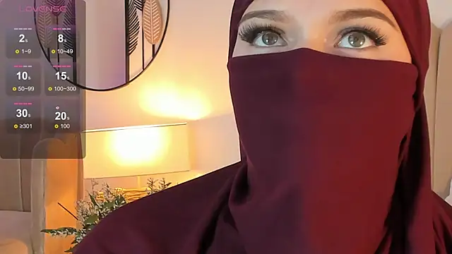 anna-henao online show from 01.25.25