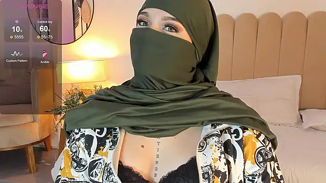 anna-henao online show from 02.18.25