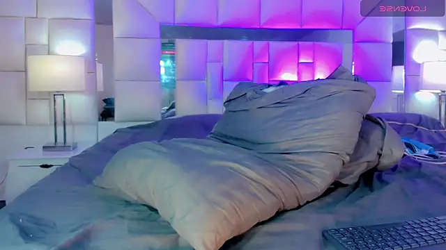 naomy  xx online show from 02.27.25