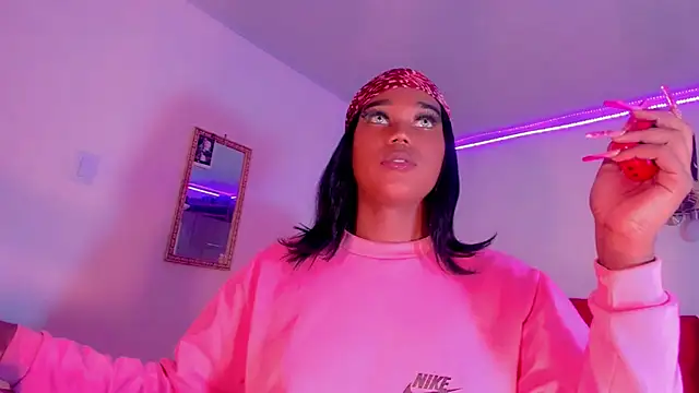 naomy  xx online show from 03.13.25