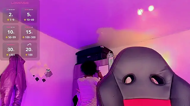 naomy  xx online show from 04.28.26