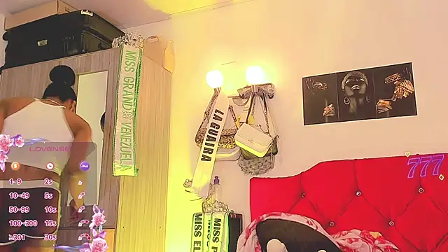 naomy  xx online show from 07.25.26