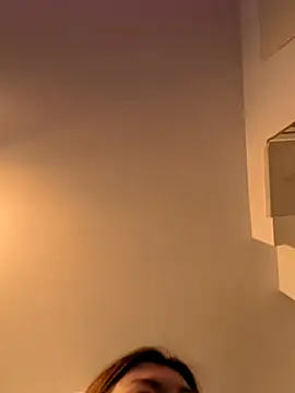 Snapshot of divine_eve chatting on 11.09.25 divine eve online show from 11.09.25