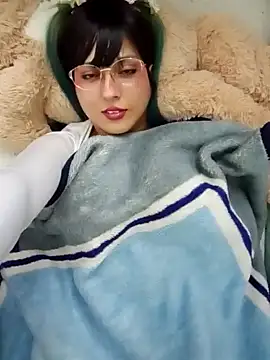 Snapshot of Derry_Cooper chatting on 12.10.24 Derry Cooper online show from 12.10.24