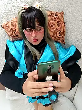 Snapshot of Derry_Cooper chatting on 01.14.25 Derry Cooper online show from 01.14.25