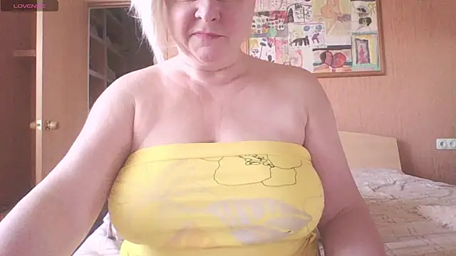 mira robinsonnn online show from 04.24.26