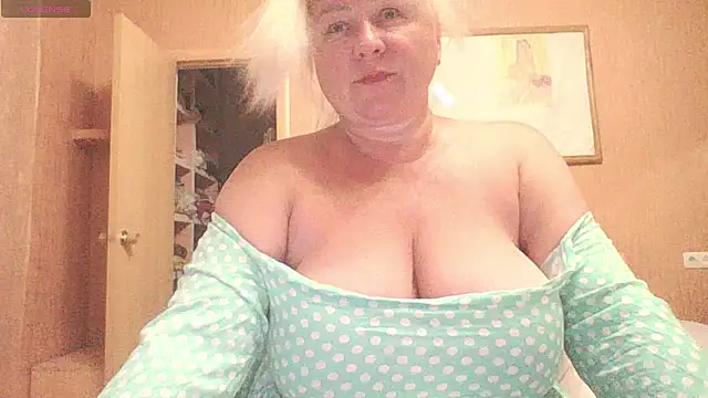mira robinsonnn online show from 06.22.26