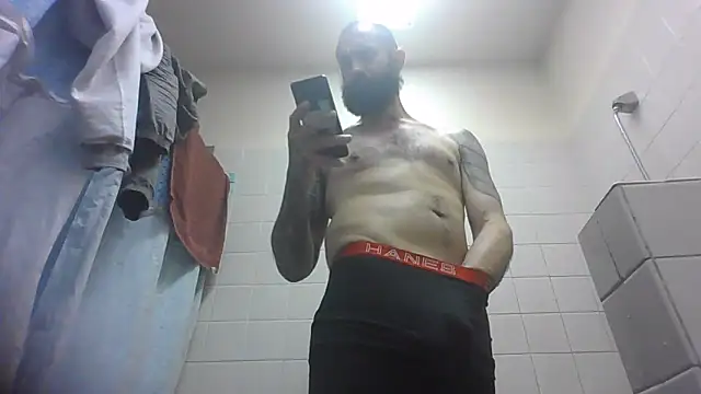 Snapshot of AceSpinning_DJ chatting on 03.20.25 AceSpinning DJ online show from 03.20.25