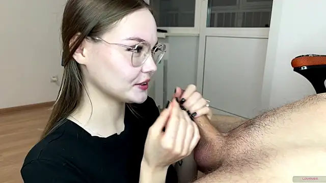 Snapshot of sexstar_lif3style chatting on 11.14.25 sexstar lif3style online show from 11.14.25