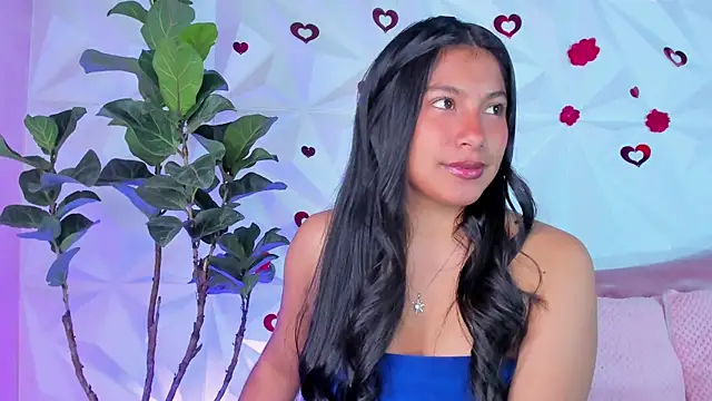 LinnaGardenia online show from 03.21.25