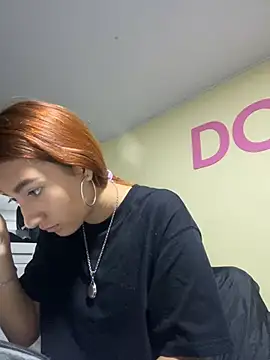 Snapshot of KittyRush chatting on 01.30.25 KittyRush online show from 01.30.25