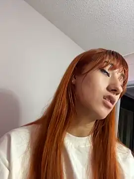 Snapshot of KittyRush chatting on 02.05.25 KittyRush online show from 02.05.25