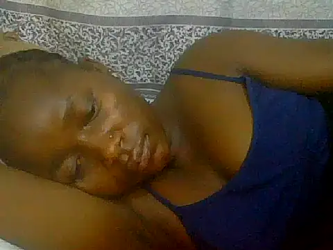 pretty nanah online show from 10.21.25