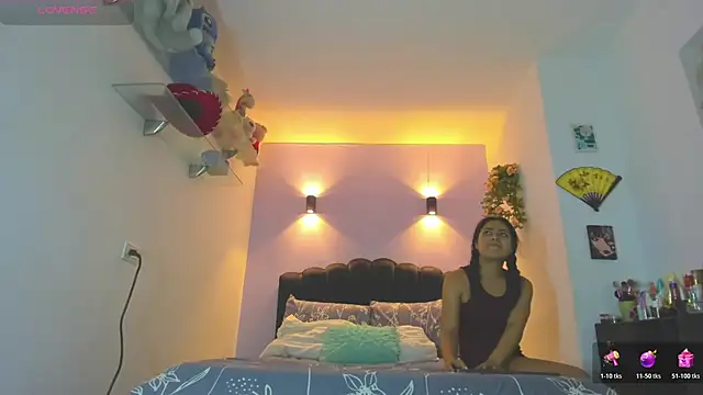 Sofia Clauss  online show from 06.10.26