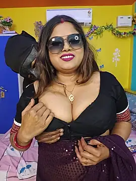 Snapshot of OrgsmMust chatting on 03.24.26 OrgsmMust online show from 03.24.26