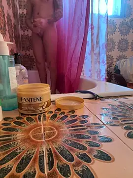 Snapshot of anonimotarado12 chatting on 02.14.26 anonimotarado12 online show from 02.14.26