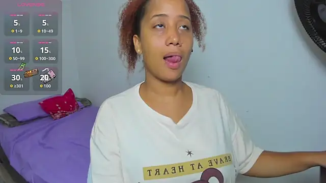 Snapshot of zandra_kiman chatting on 01.12.26 zandra kiman online show from 01.12.26