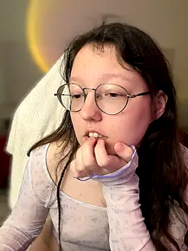 Snapshot of emigooflordXD chatting on 09.13.25 emigooflordXD online show from 09.13.25