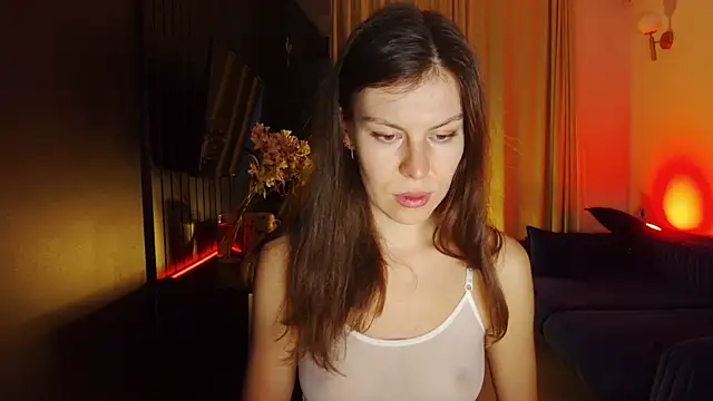 Snapshot of fifth_element chatting on 12.14.25 fifth element online show from 12.14.25