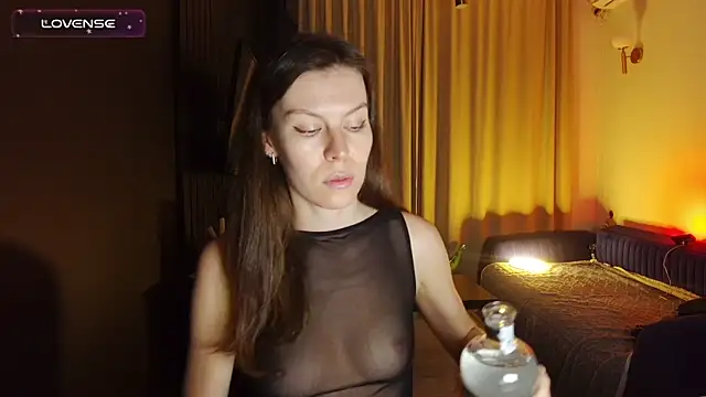 Snapshot of fifth_element chatting on 01.06.26 fifth element online show from 01.06.26