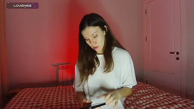 Snapshot of fifth_element chatting on 01.17.26 fifth element online show from 01.17.26