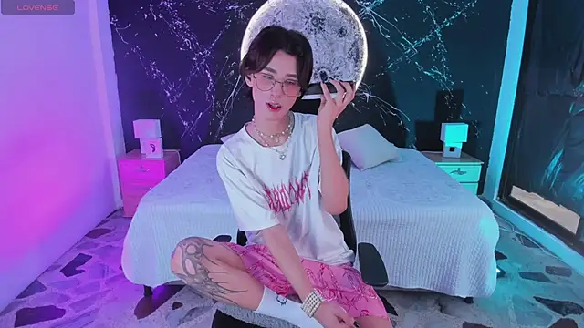 JasperCooper  online show from 02.06.25