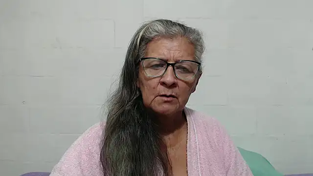 candy mature  online show from 10.05.25