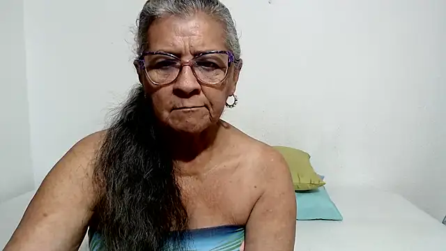 Snapshot of candy_mature_ chatting on 06.25.26 candy mature online show from 06.25.26
