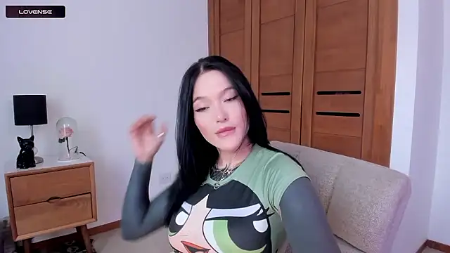 Snapshot of vangie_ chatting on 01.05.26 vangie online show from 01.05.26