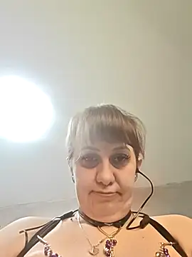 AvaLloyd online show from 03.16.26