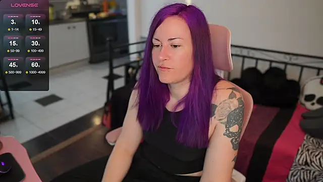 Snapshot of gennyrock chatting on 02.22.25 gennyrock online show from 02.22.25