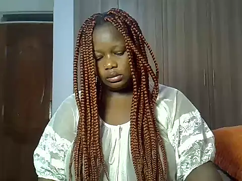 Snapshot of freaky_juicy chatting on 10.26.25 freaky juicy online show from 10.26.25