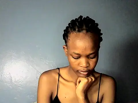 Snapshot of cyberbunnie chatting on 12.09.24 cyberbunnie online show from 12.09.24