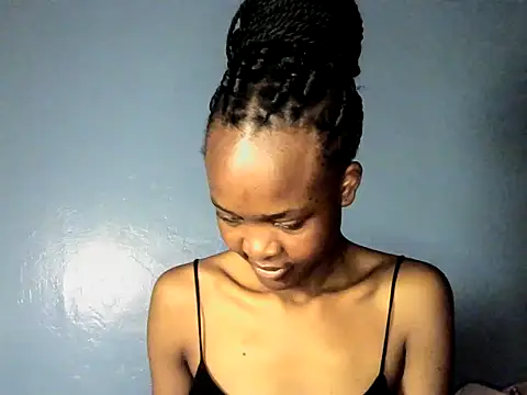 Snapshot of cyberbunnie chatting on 12.10.24 cyberbunnie online show from 12.10.24