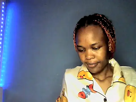 Snapshot of cyberbunnie chatting on 03.02.25 cyberbunnie online show from 03.02.25