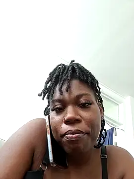 Snapshot of Bali_baddie_x chatting on 09.09.25 Bali baddie x online show from 09.09.25