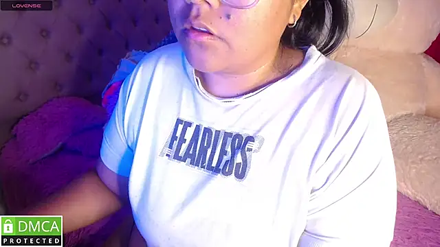 KittyHot20 online show from 11.14.25