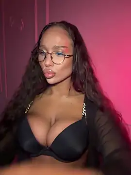 CardiSweetBaby online show from 12.02.25