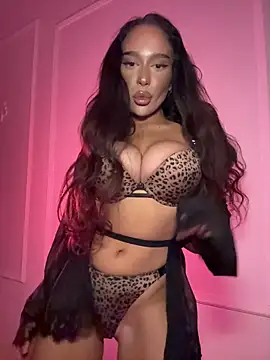 Snapshot of CardiSweetBaby chatting on 02.16.26 CardiSweetBaby online show from 02.16.26