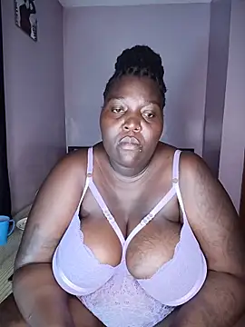 Snapshot of African_Bigass chatting on 06.01.26 African Bigass online show from 06.01.26