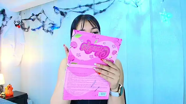 lina bedoya  online show from 10.25.25