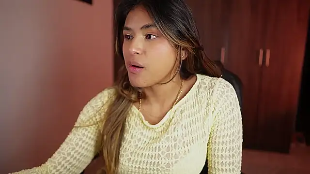 SaraParisi online show from 03.12.26