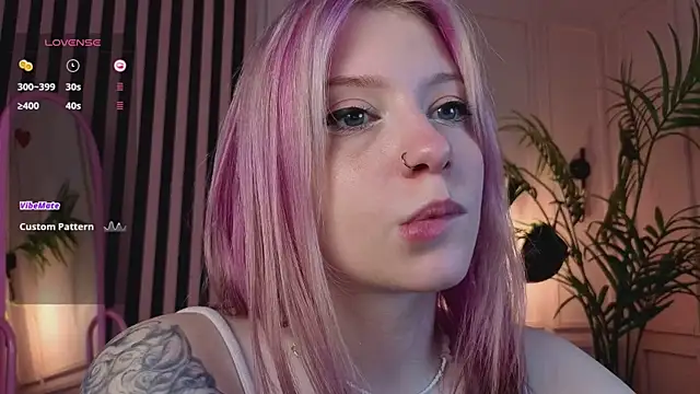 Snapshot of arielabradberry chatting on 07.09.26 arielabradberry online show from 07.09.26